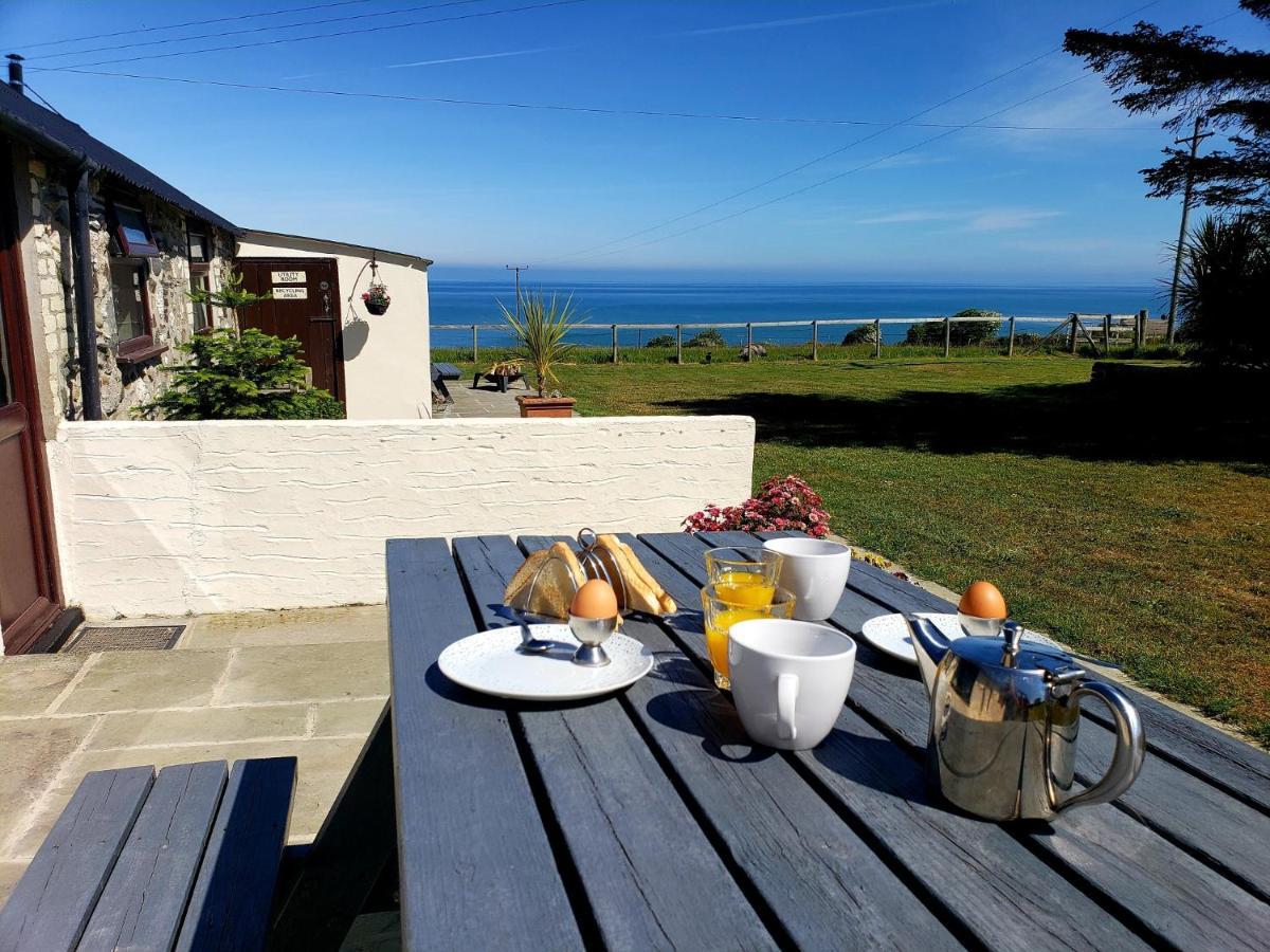 Byre Cottages & Log Cabin Кардиган Екстериор снимка